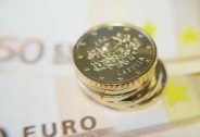 Euro įvedimas Latvijoje
